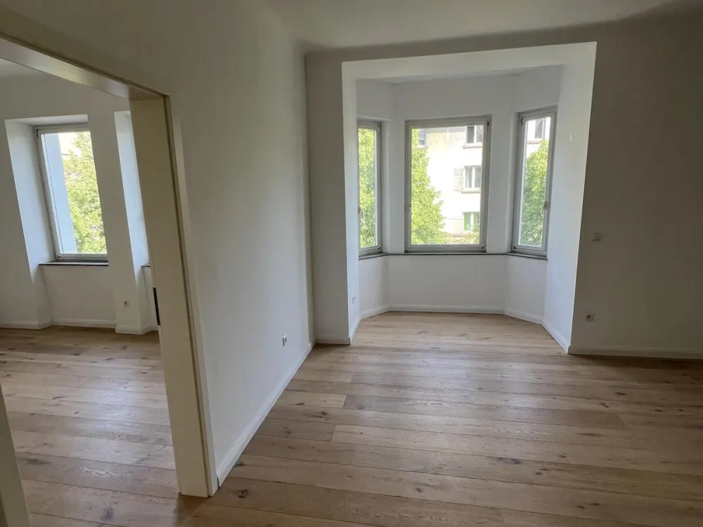 Lichtdurchflutete 3-Zimmer-Wohnung mit Balkon verfügbar ab 1.11.2026
