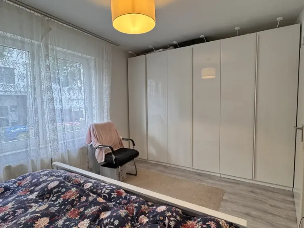 2-Zimmer-Wohnung mit Einbauküche, Balkon& eigenem Garten