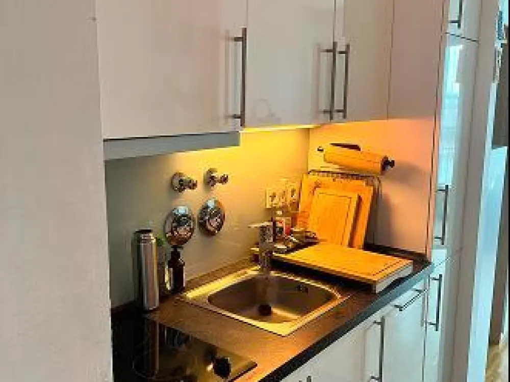 Nur für Wiesn-Personal: Möbliertes Apartment ganz nah an der W.