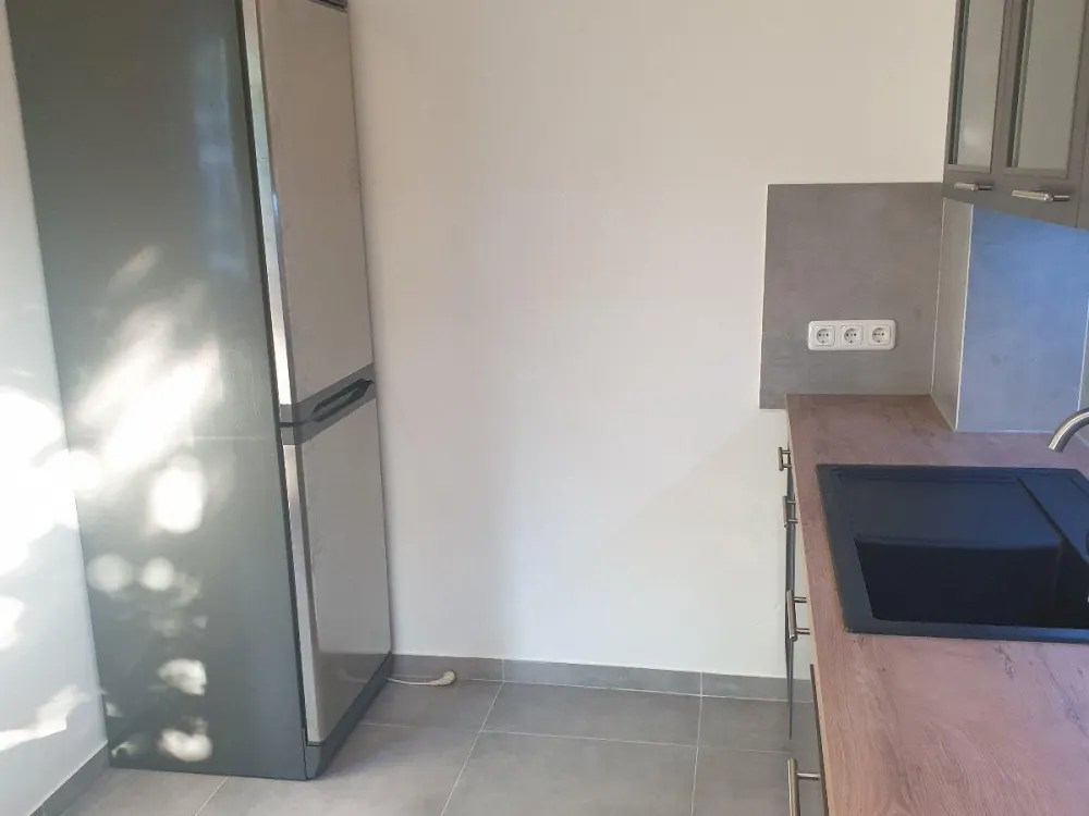 TOP Lage, Vollausstattung, möblierte Wohnung, kernsaniert