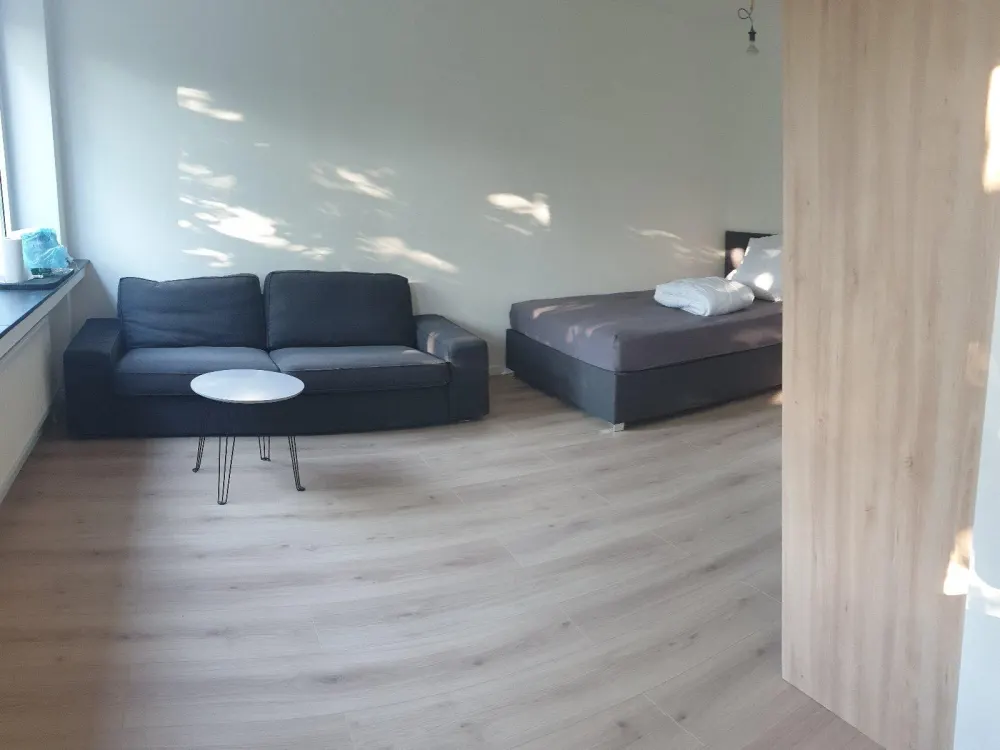 TOP Lage, Vollausstattung, möblierte Wohnung, kernsaniert