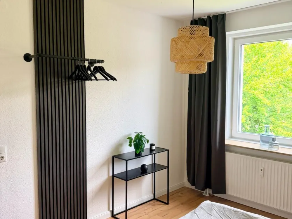 Möblierte 2-Zimmer-Wohnung mit Balkon - frisch saniert