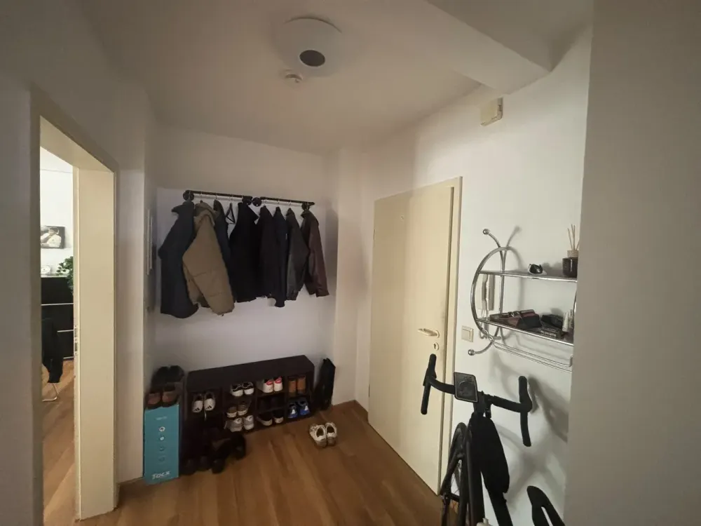 Lichtdurchflutete 2-Zimmer Wohnung mit Balkon