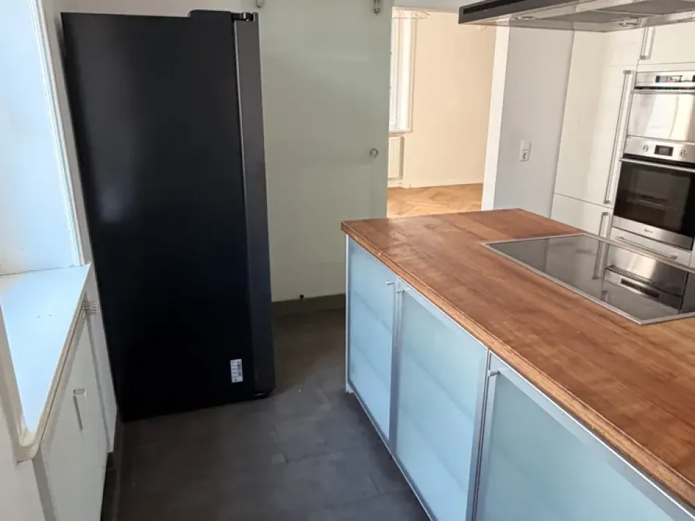 Saniertes Altbau-Maisonette mit toller Küche