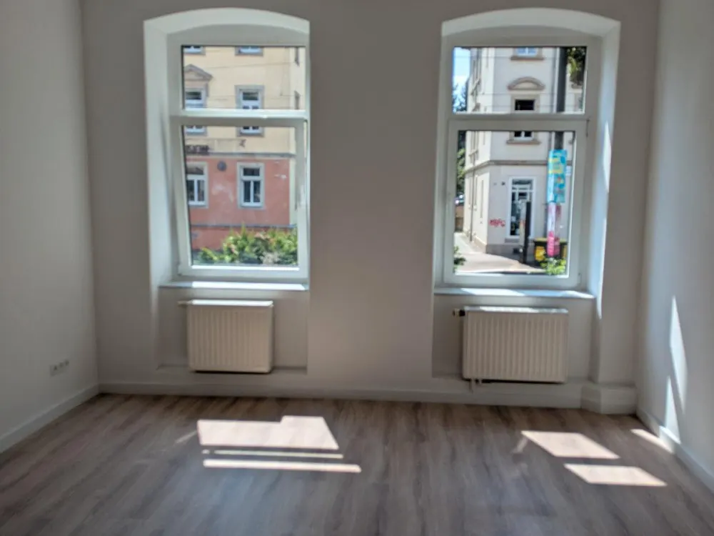 4 Zimmer Wohnung im EG mit 2 Bäder/Dusche/Wanne/ Terrasse! #KD62
