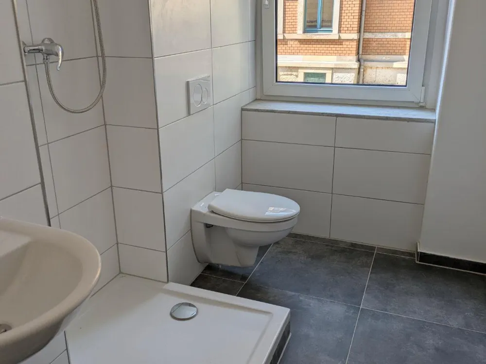 4 Zimmer Wohnung im EG mit 2 Bäder/Dusche/Wanne/ Terrasse! #KD62