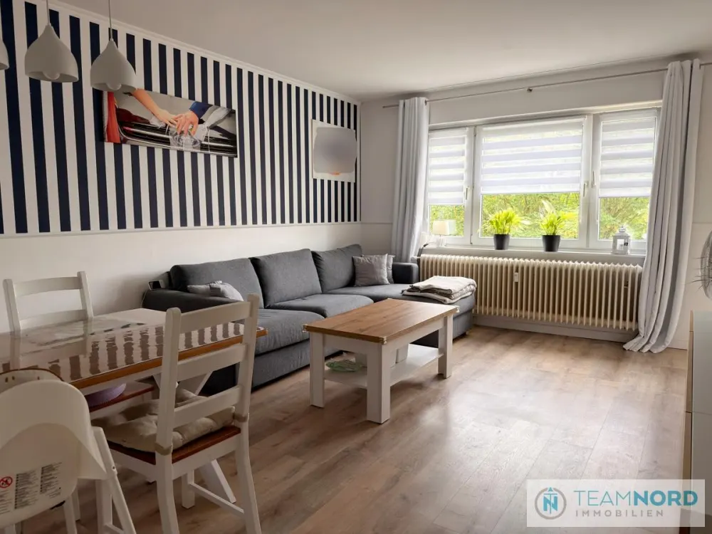 Helle 2,5-Zimmer-Wohnung mit Balkon und Blick ins Grüne