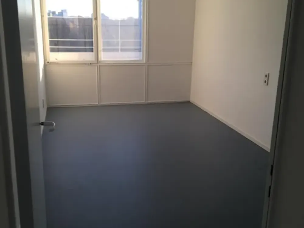 Schöne 4- Zimmer Wohnung in Berlin Tiergarten - sofort bezugsfertig