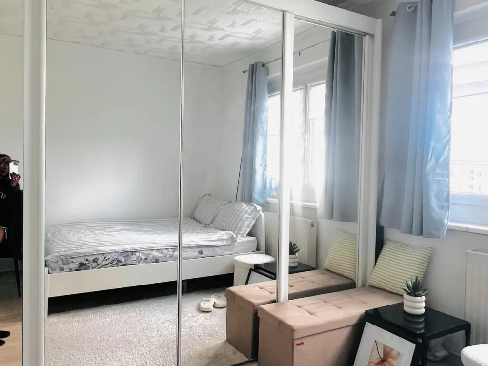 1 zimmer in Lichtenberg available immediately- with anmeldung