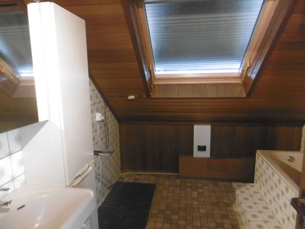 Renovated 3.5-Room Attic Apartment in Salzkotten
