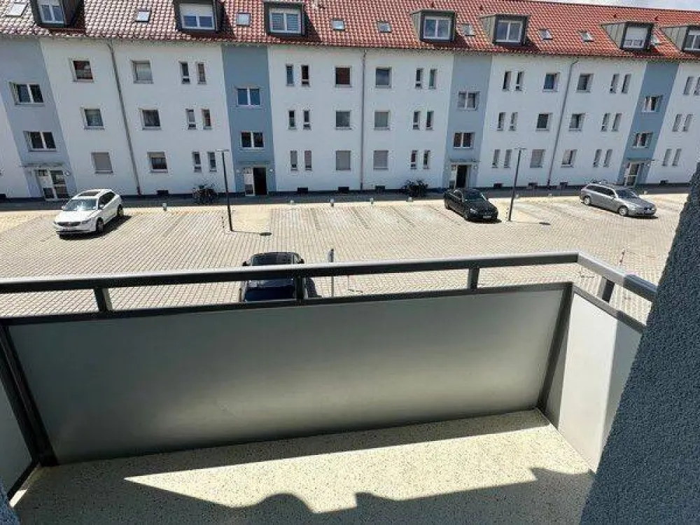 Cozy 2-Room Apartment with Balcony