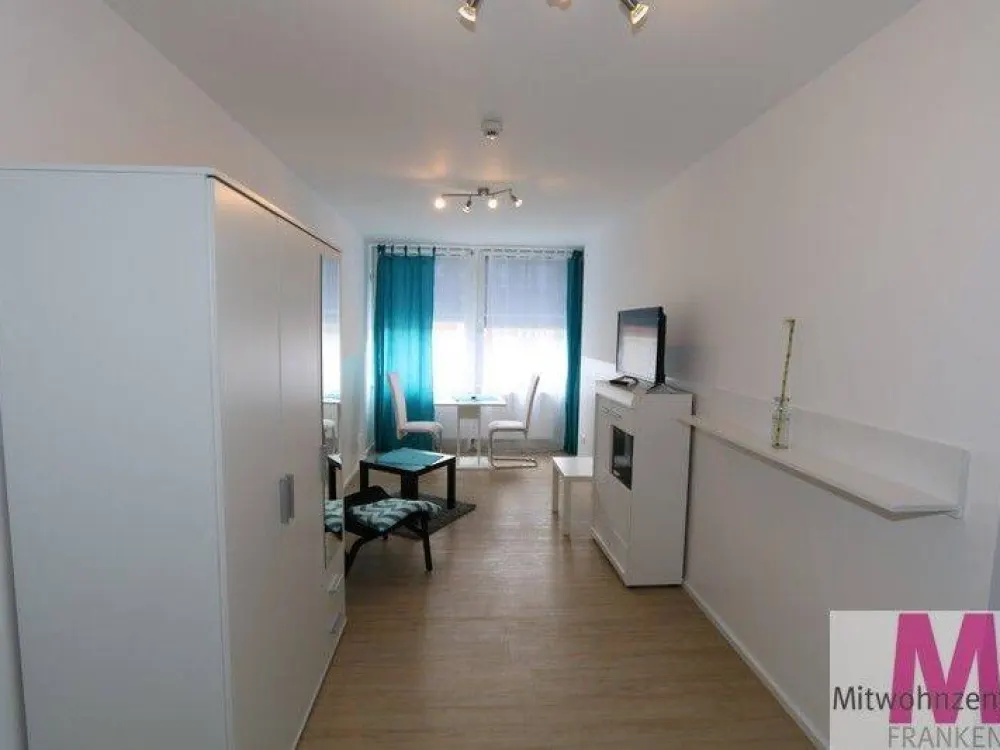 Neu renoviertes Zimmer in 4er WG im Herzen der Altstadt