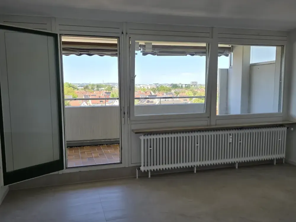 Renovated, spacious, bright, modern and with great views!