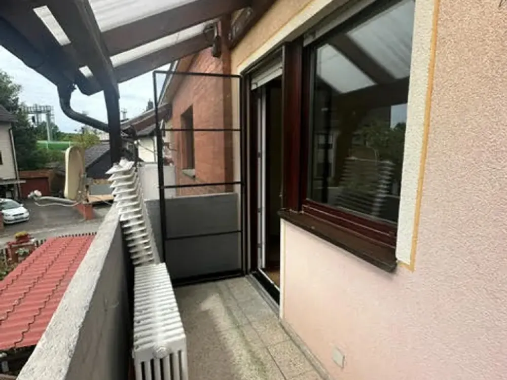 3 Zimmerwohnung mit Balkon nach kompletter Renovierung