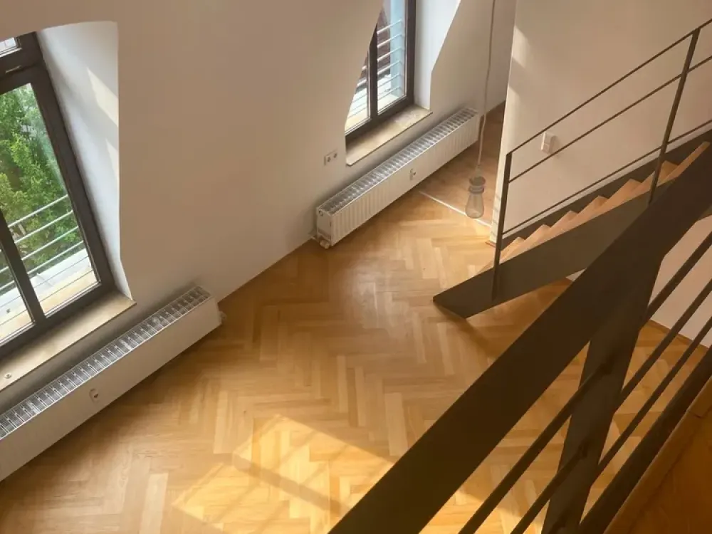 Loftartige 3-Zimmer-Wohnung mit Galerie und Parkett in Leipzig