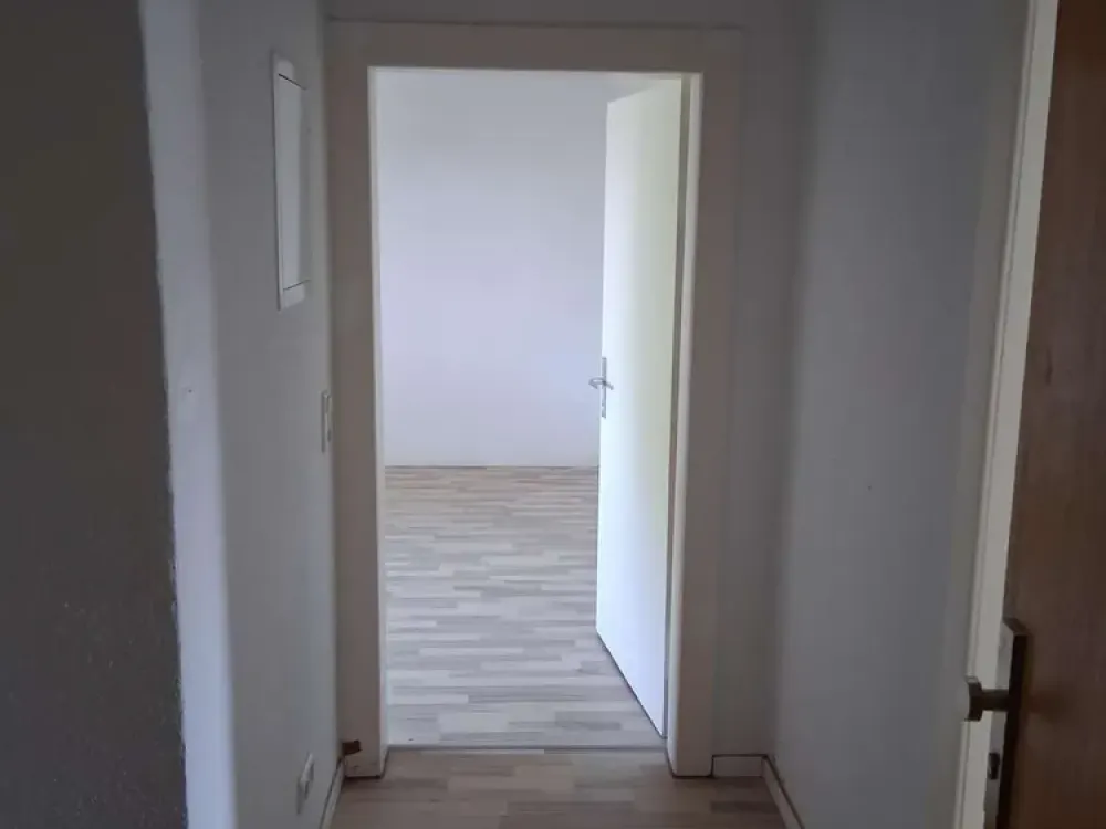 Annenstr. 82, 2. OG 1- schöne renovierte 2 Zi.- Wohnung ab sofort zu vermieten