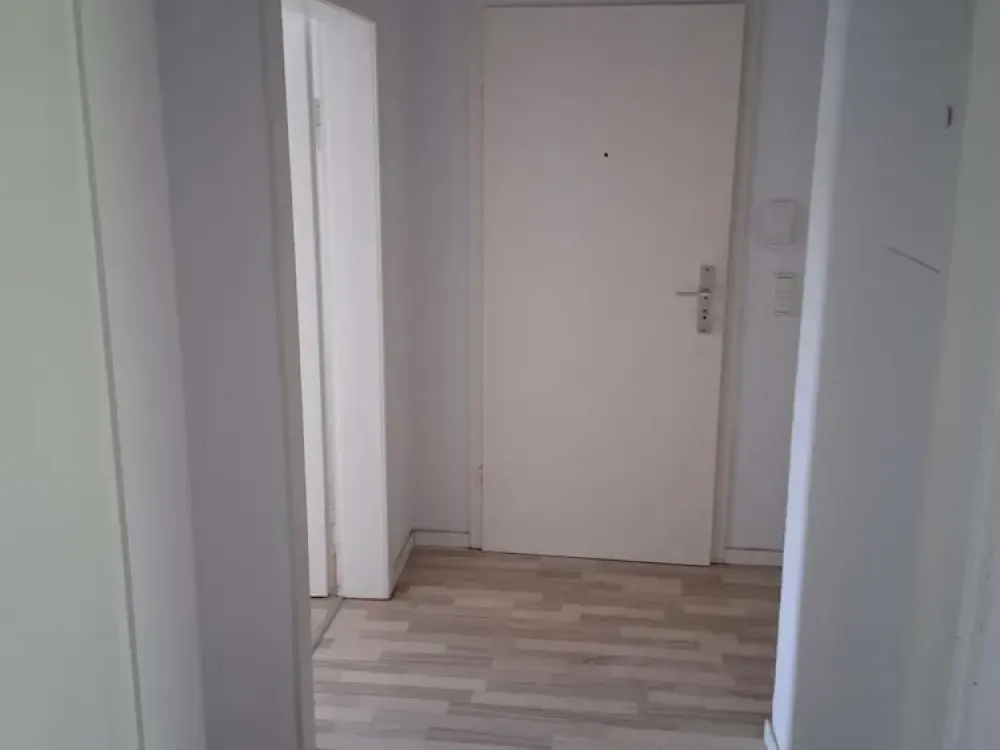 Annenstr. 82, 2. OG 1- schöne renovierte 2 Zi.- Wohnung ab sofort zu vermieten