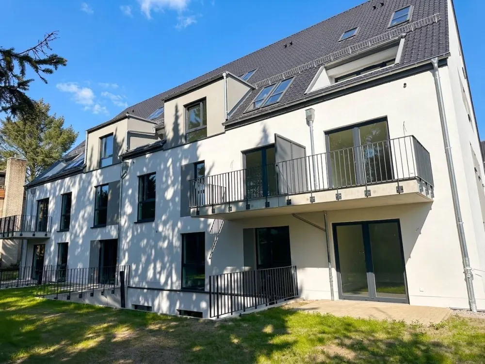Geräumige 4 Zimmer Wohnung zur Miete in Hamburg Rahlstedt - Wentzel Dr.
