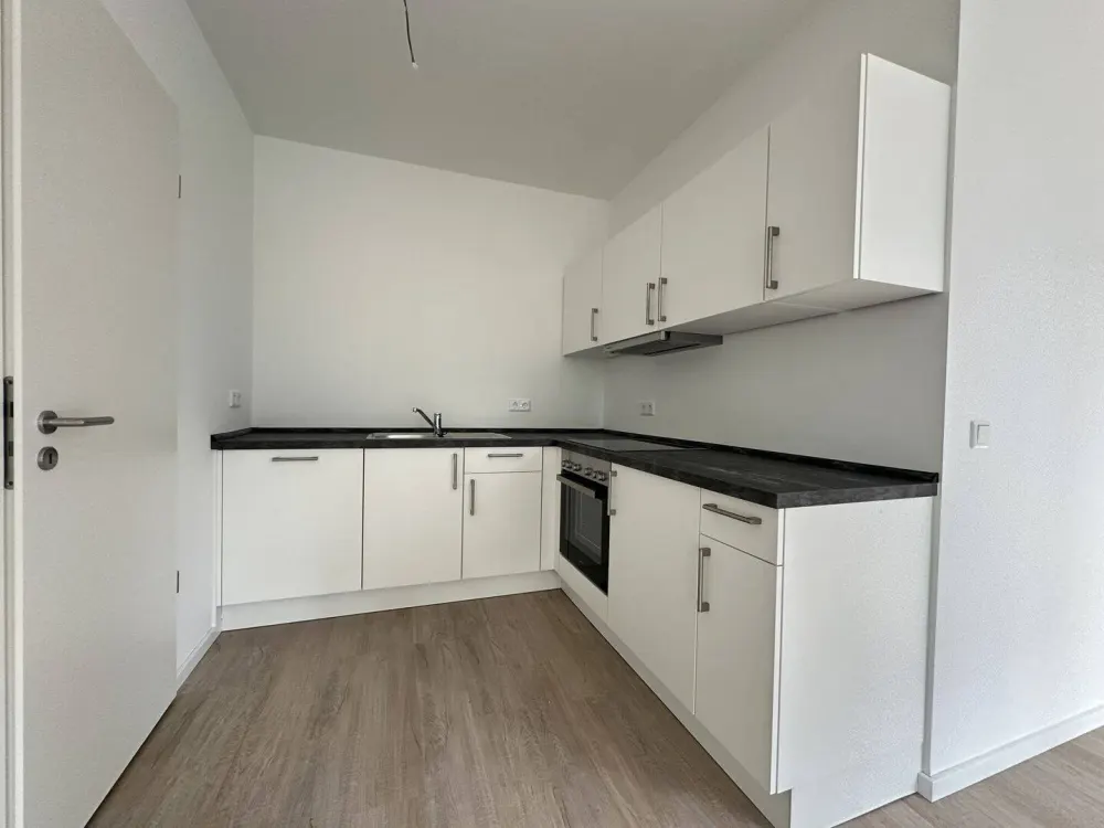 Geräumige 4 Zimmer Wohnung zur Miete in Hamburg Rahlstedt - Wentzel Dr.