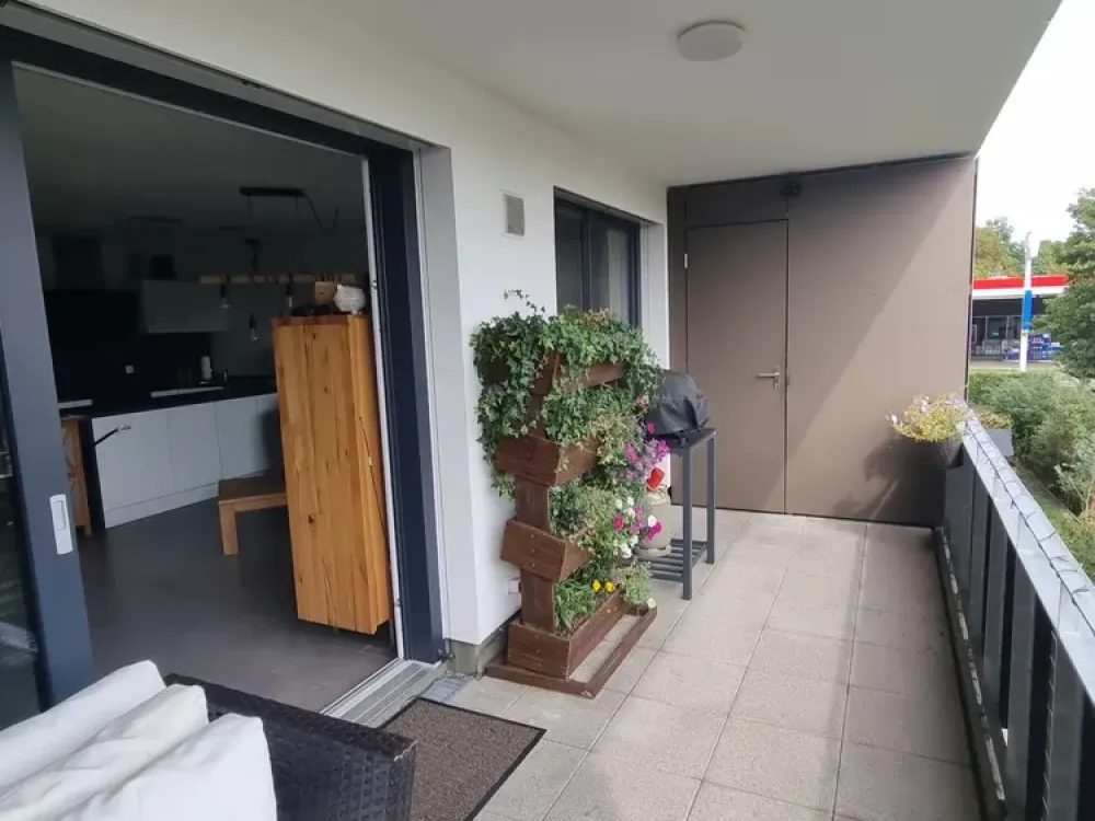 3-Zi.-Wohnung mit Aussichtsbalkon in TOP-Lage von FN-Ailingen