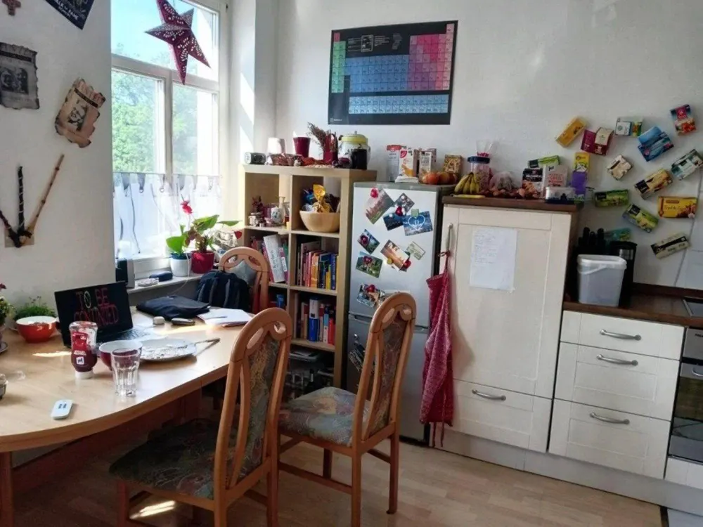 Spacious Furnished 2-Room Apartment on the 2nd Floor for Rent