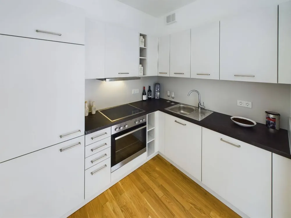 Für Singles + Paare: Moderne 2-Zimmer-Wohnung mit offener Küche + Balkon in beliebter Lage | MaryAnn