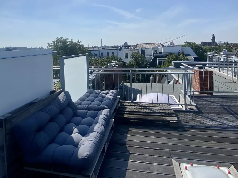 Modern apartment with 360° view rooftop terrace