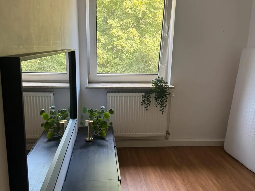 Helle, ruhige, 2,5 Zimmer Wohnung zur Untermiete in Dornbusch