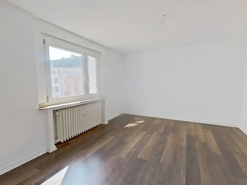 Sonne den ganzen Tag: 4 Zimmer mit 2 Balkonen