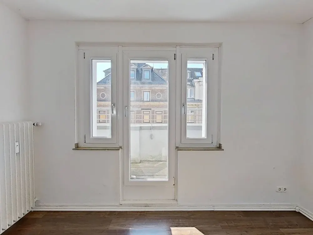 Sonne den ganzen Tag: 4 Zimmer mit 2 Balkonen