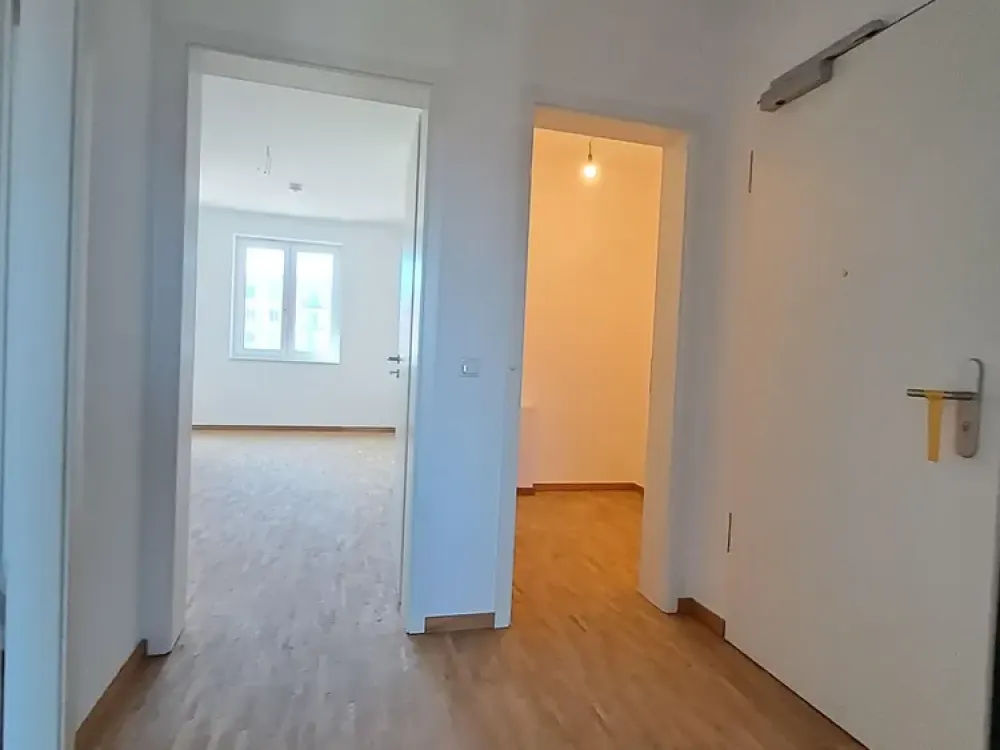 Bright 2-Room Apartment with 2 Balconies - Move In and Feel at Home!