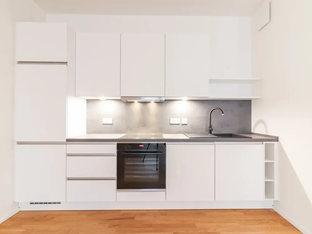 Schöne 2-Zimmer-Wohnung mit Balkon - lichtdurchflutet und stilvoll!