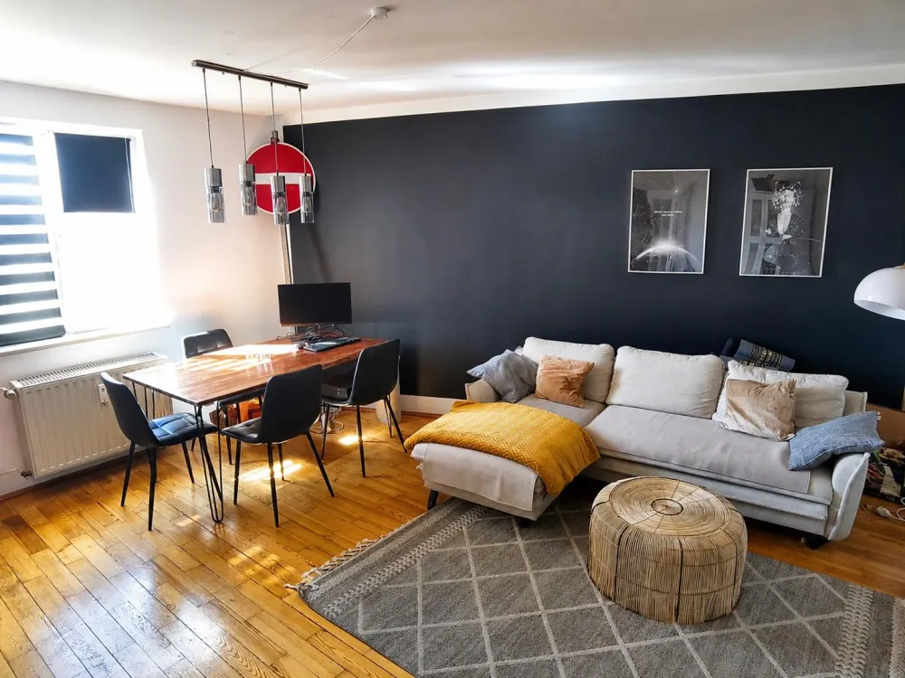 Zentrale Wohnung 15.10.-15.12. (vielleicht länger)