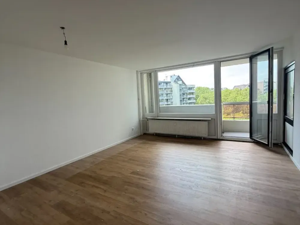 [LIS-10850] Moderne 4-Zimmer-Wohnung mit Balkon in Köln-Weiden