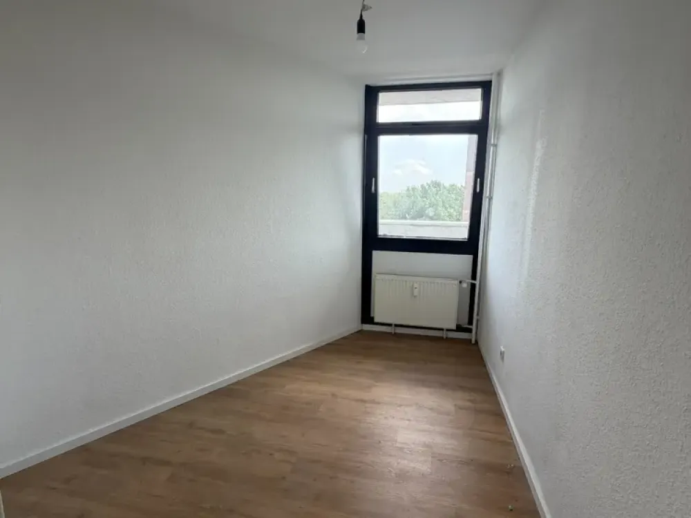 [LIS-10850] Moderne 4-Zimmer-Wohnung mit Balkon in Köln-Weiden