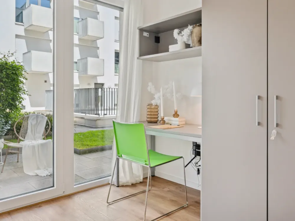 Hier lässt es sich wohnen und studieren! Helles 1-Zimmer-Apartment in Tempelhof