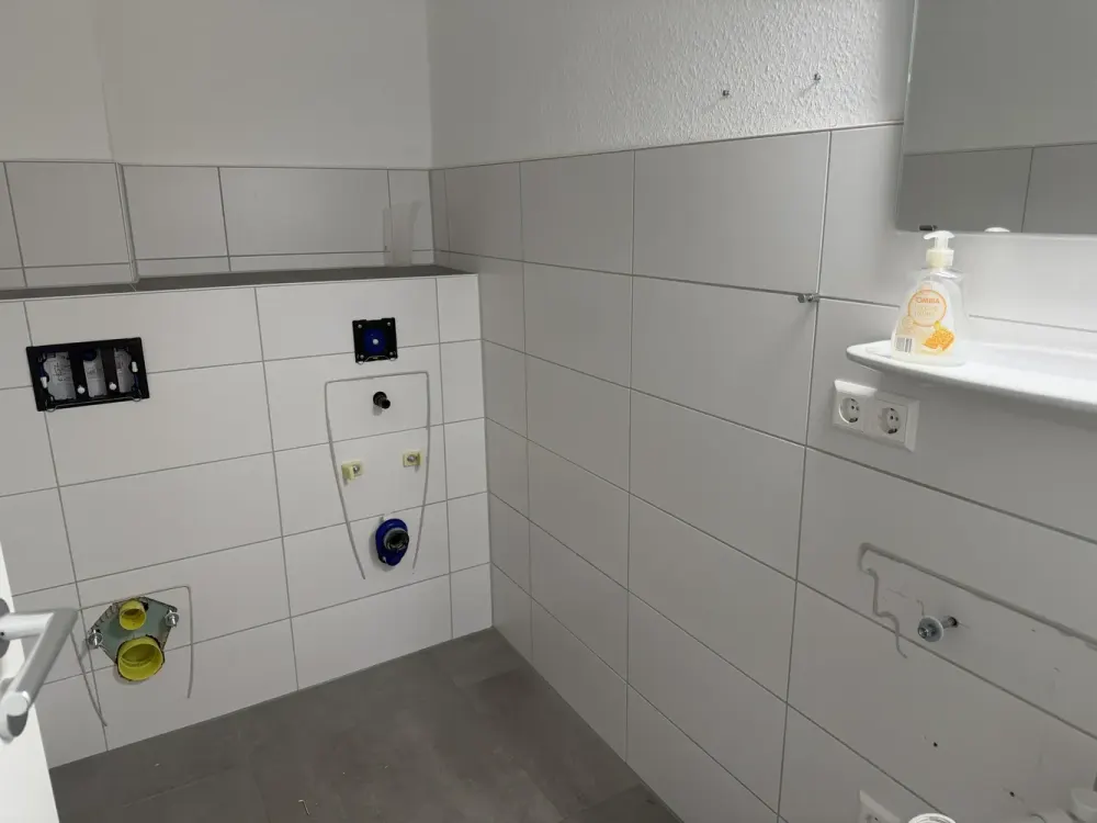 Stuttgart-Degerloch: Helle 2-Zimmer-Wohnung mit Balkon
