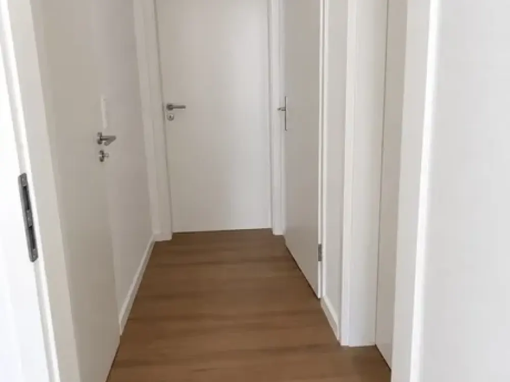 Modernized 2-Room Apartment with Balcony & Built-in Kitchen in Neustadt