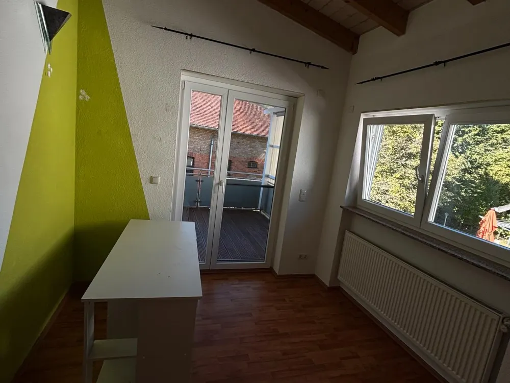 Helle 3-Zimmer-Wohnung mit Loftcharakter & Balkon