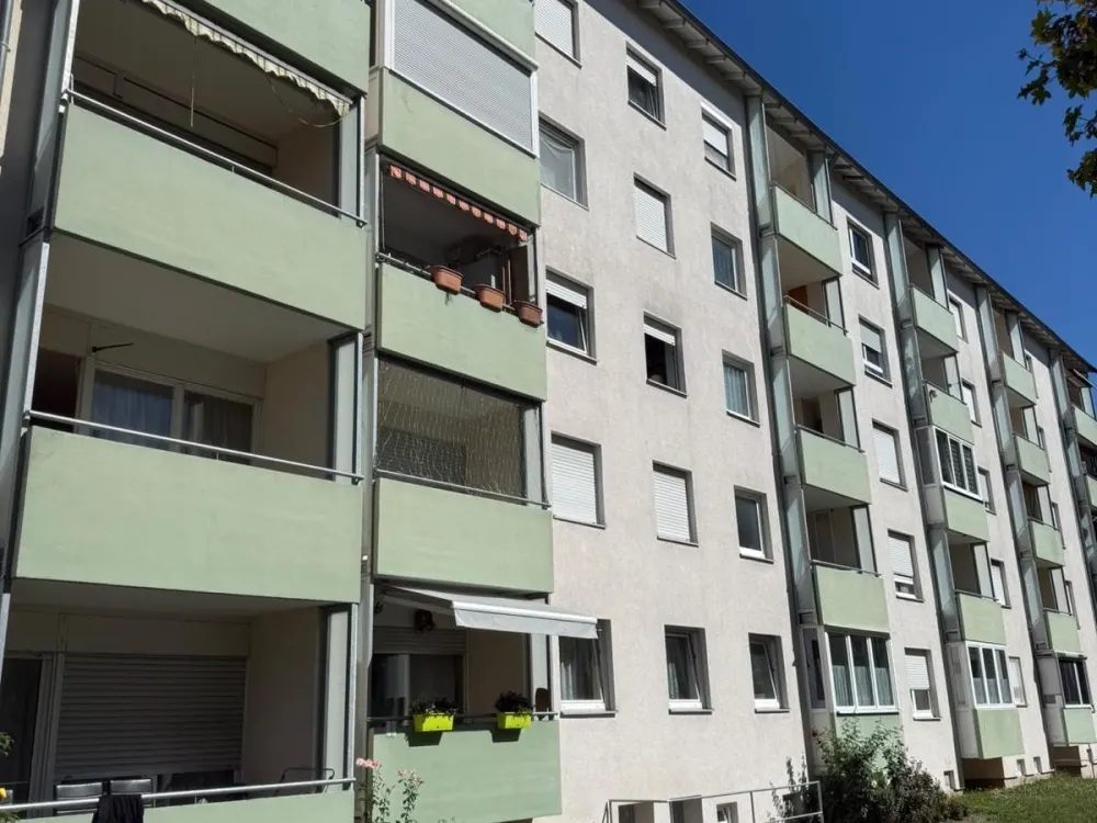 Zentrale 4 Zimmer Wohnung mit Balkon in Böblingen