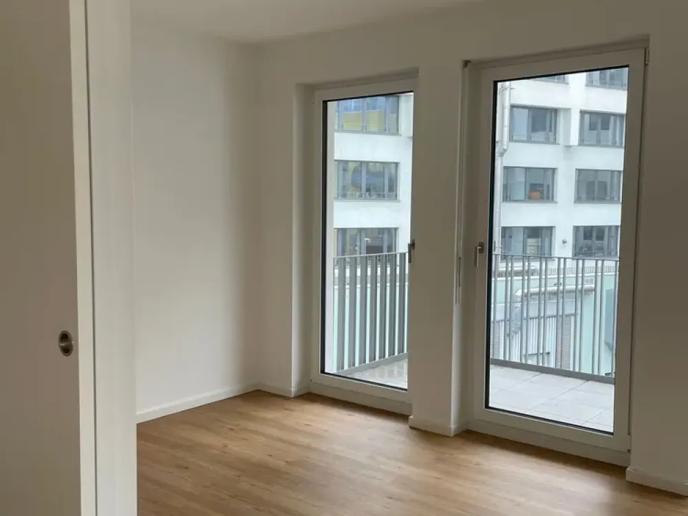 Moderne 3-Zimmer Terrassenwohnung in Frankfurt am Main mit Sky-Line Blick