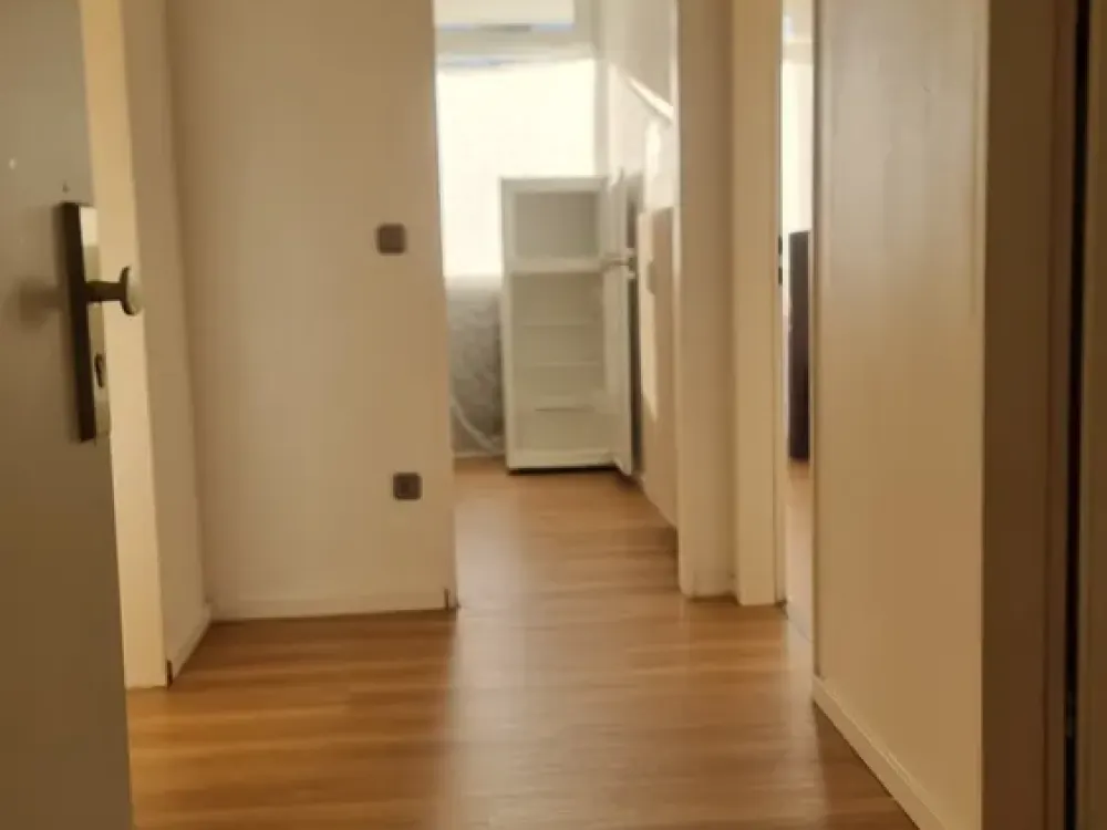 Möblierte 2-Zimmer-Wohneinheit für bis zu 4-5 Personen in Raunheim mit 2 Balkone