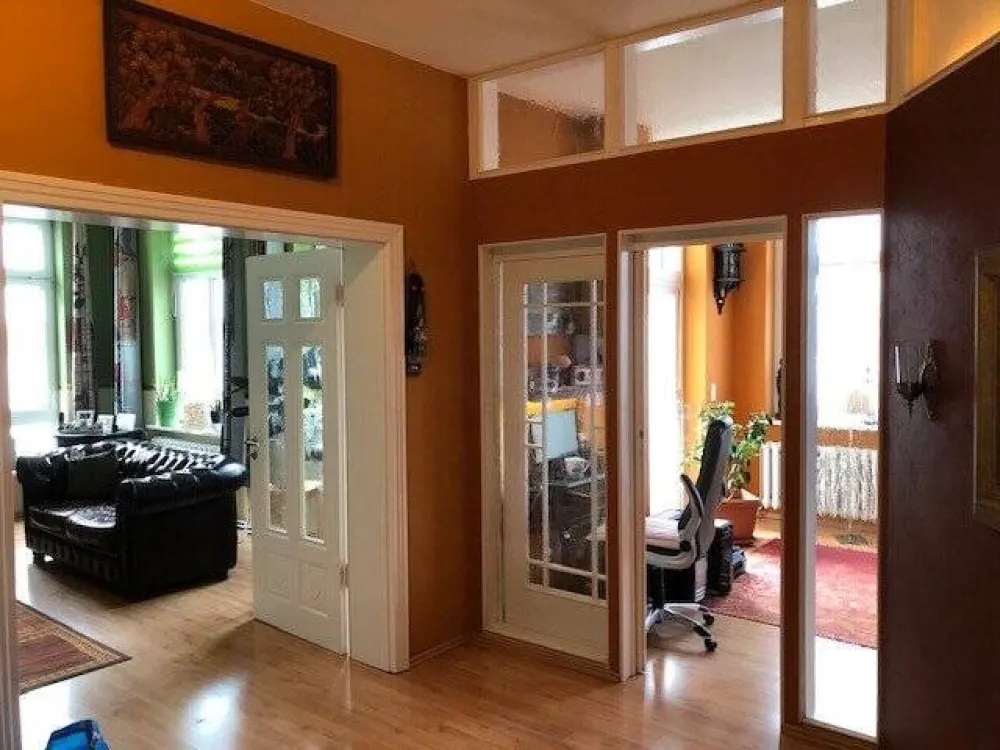 Rostock Gehlsdorf - very beautiful 4-room apartment with Warnow view, balcony & fireplace, on the 1st floor