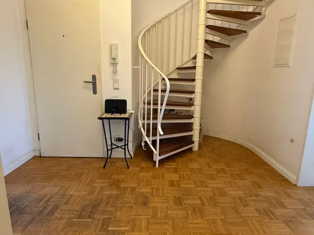 Großzügige 3,5-Zimmer-Maisonette mit Balkon & Stellplatz in Meerbusch-Büderich