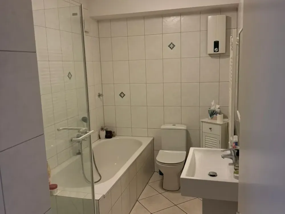 Großzügige 3,5-Zimmer-Maisonette mit Balkon & Stellplatz in Meerbusch-Büderich