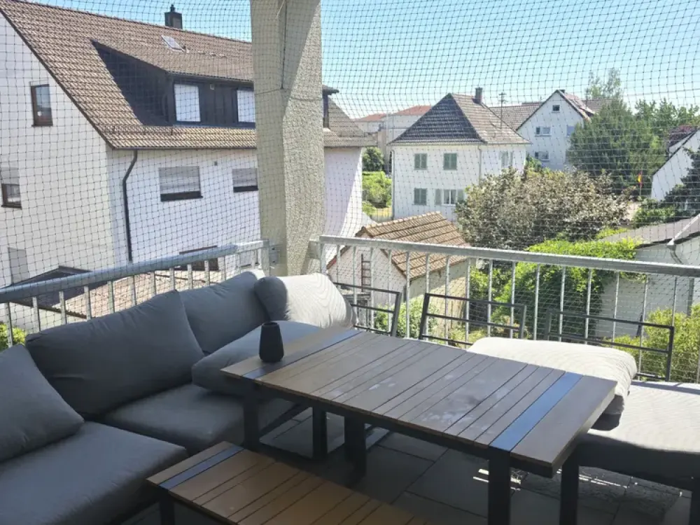 Großzügige 5 Zi. Wohnung! 155qm auf 2 Stockwerken! Dachterasse & Balkon