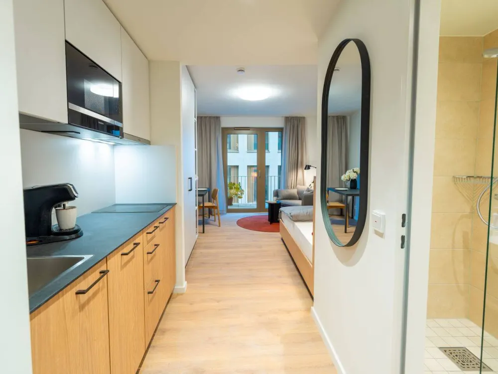 Topmodernes und vollmöbliertes Studioapartment im Neubau-Erstbezug