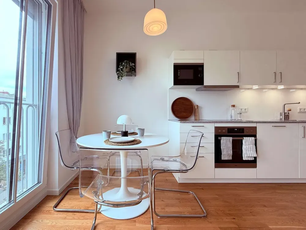 Großzügige 2-Zimmerwohnung - Balkon zum Hof und zur Vormittagssonne