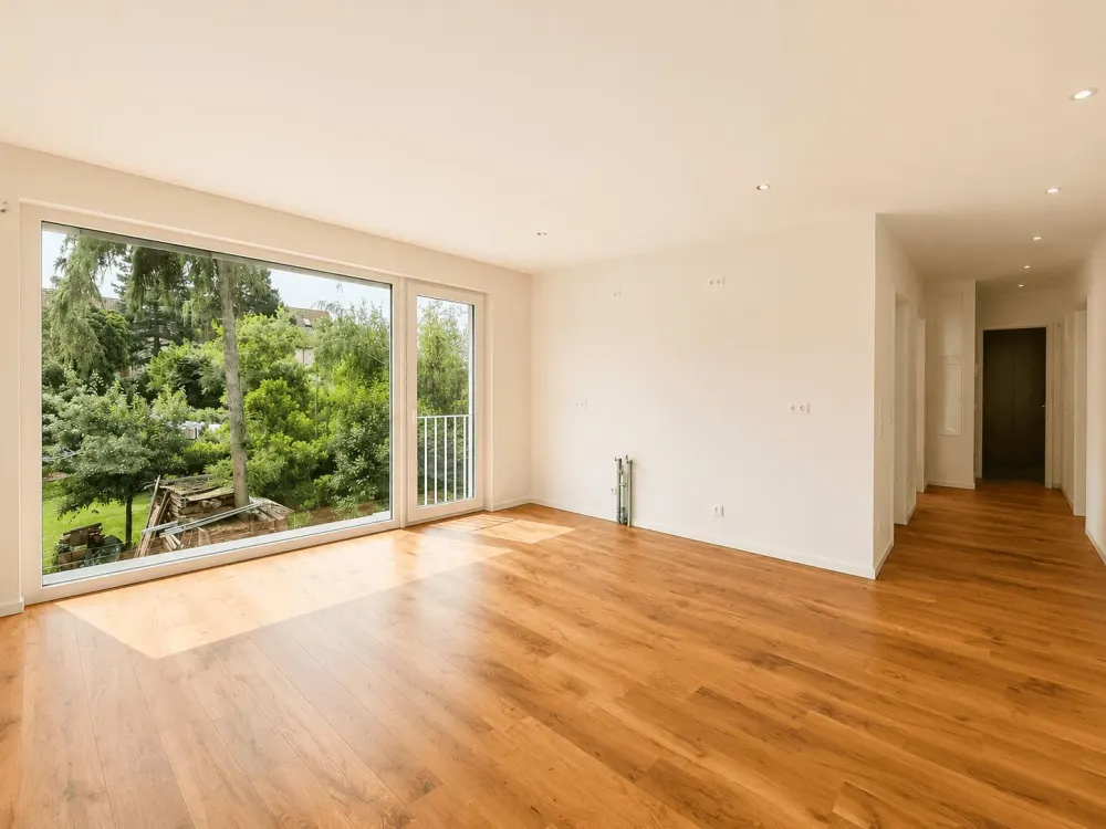 *ab sofort* Hochwertige 4-Raumwohnung in MACHERN I großer Balkon I 2 Bäder I Stellplatz I Keller