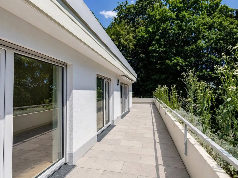 Rarität in Pullach - außergewöhnliche Penthouse Wohnung mit großer Dachterrasse